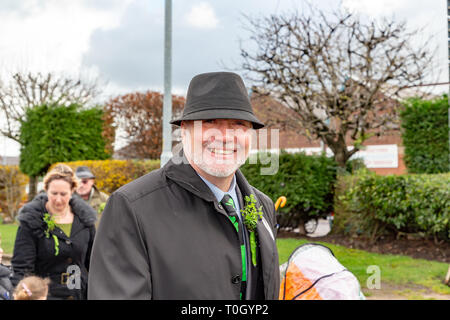 Die jährliche St. Patrick's Day Parade am irischen Verein in Orford Lane in "Der Fluss des Lebens" in der Bridge Street, wo sehr kurz gehalten war, sich daran zu erinnern Stockfoto