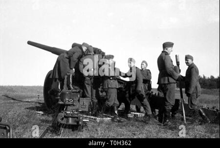 Wehrmacht Heer Schwere Kanone s.K 18 10 cm (10,5 cm) - Deutsche Armee Schwere Kanone sK 18 10 cm (10,5 cm) Stockfoto