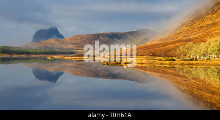 Loch Borralan mit suilven Berg hinter, Sutherland Stockfoto