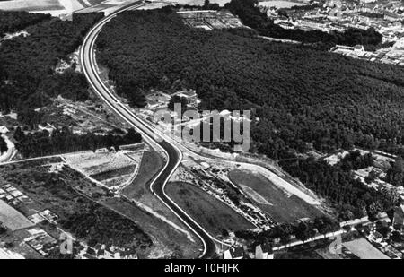 Nationalsozialismus / Nationalsozialismus, Architektur, Bau, Autobahn, aeroview, 1930er Jahre, Additional-Rights - Clearance-Info - Not-Available Stockfoto