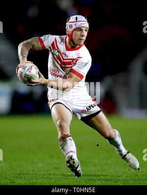 St Helens Heiligen Theo Fages in Aktion gegen London Broncos, während der Betfred Super League Match an der völlig Gottlosen Stadion, St Helens. Stockfoto