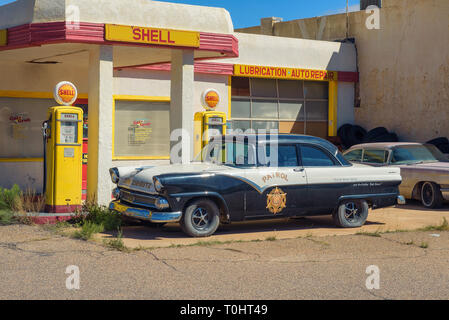 Historische Shell Gas Station in der verlassenen Mine Stadt Lowell, Massachusetts Stockfoto