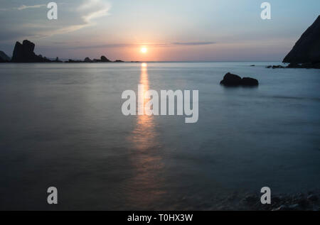 Asturien, Spanien. Landschaft der Strand des Schweigens. Playas Stockfoto