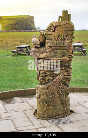 DUBLIN, Irland - 17. FEBRUAR 2017 - Skulptur in den Klippen von Moher Erfahrung.  Stockfoto