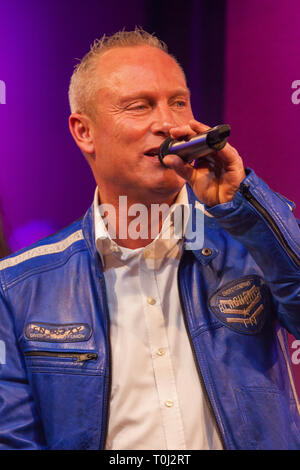 Jürgen Trovato und Marta Trovato von Sterben Trovatos bei der Aufzeichnung der Show "Music Match MyTVplus'im ElbePark. Dresden, 08.03.2019 Stockfoto