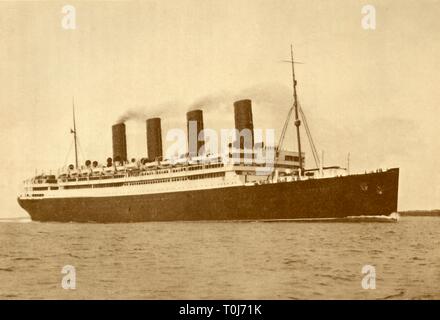 "Die "Aquitania" (Cunard Line), 45,647 Tonnen", c 1930. Schöpfer: Unbekannt. Stockfoto