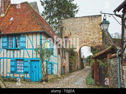 Alte Straße in Valence, Frankreich. Stockfoto