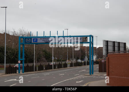 Portsmouth Continental Fährhafen Lkw-Eingang Stockfoto