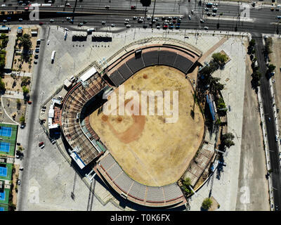 Vista aérea de las gradas, blicher, estacionamiento y Terreno de San Blas o Campo del viejo Estadio de beisbol Hector Espino, Antigua Casa de El equipo de Los Naranjeros de Hermosillo, que en el Beisbol juegan invernal de la la Liga Mexicana del Pacifico, LMP Hermosillo Sonora 16 Mayo 2018. (Foto: NortePhoto/Luis Gutierrez). . . Pclades: Diamante, Pasto, pasto Seco, seco, desértico, Aeroplano, viejo, alt, Césped, Amarillo, cenital, Plano de Picada, Baseball, Baseball finden, Stadion, Estadio de Beisbol, Sport, Deporte, sport Komplex, Stockfoto