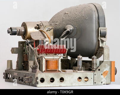 Fernsehen/Rundfunk-, TV-Geräte, Schaub Illustra FE T, Chassis ohne Gehäuse, Deutschland, 1953, Additional-Rights - Clearance-Info - Not-Available Stockfoto