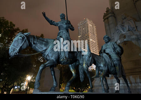 Statuen von Don Quijote und Sancho Panza und Miguel de Cervantes. Madrid, Spanien Stockfoto