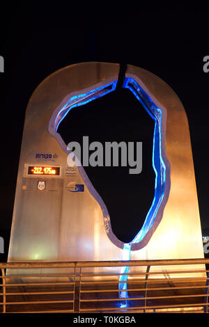 Manometer an der Pier in Tiberias, der See von Galiläa. Stockfoto