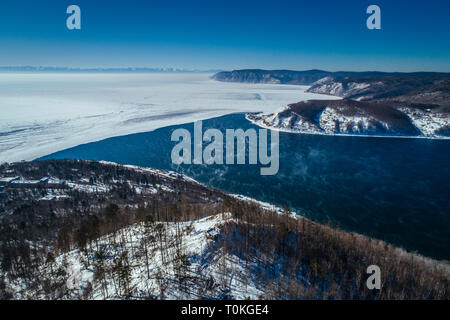 Baikalsee im Winter, Russland Stockfoto