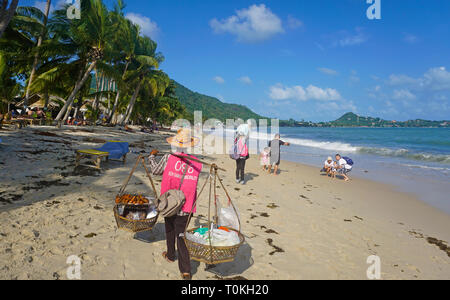 Bin strandverkäuferin Strand Lamai, Koh Samui, Golf von Thailand, Thailand | Strand Anbieter am Lamai Beach, Koh Samui, Golf von Thailand, Thailand Stockfoto