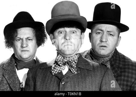 PHONY EXPRESS, Larry, Moe Howard, Curly Howard [Die drei Stooges], 1943 Mehr als ein halbes Jahrhundert seit Ihrer letzten Kurzfilm veröffentlicht wurde, die drei Stooges bleiben beliebt beim Publikum. Ihre Filme haben nie das amerikanische Fernsehen links seit 1958 erscheinen, und sie sind weiterhin alte Fans zu erfreuen, während die Gewinnung neuen Zuschauer. Sie waren eine hart arbeitende Gruppe von Komödianten, die waren nie die Lieblinge der Kritiker, eine dauerhafte handeln, die mehrere personelle Veränderungen in ihren Karrieren, die dauerhaft eine weniger hartnäckigen Handeln gedrängt haben würde ertragen. Quelle: Hollywood Foto Archiv/MediaPunch Stockfoto