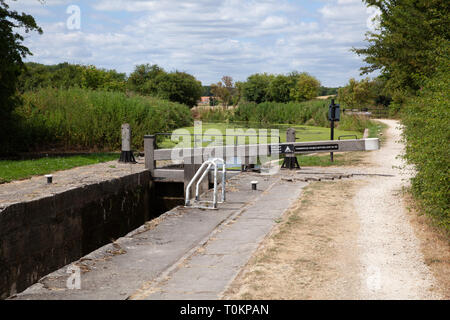 73171 Canal an Turnerwood Schlössern. Stockfoto