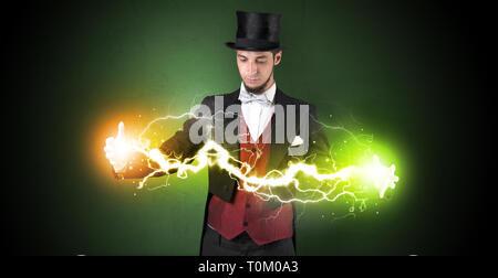 Magier Sekt super power zwischen seine beiden Hände Stockfoto