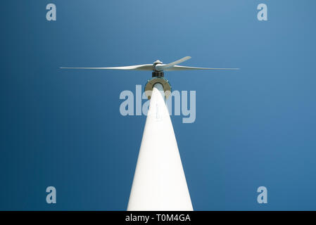 North Vancouver, British Columbia, Kanada. Suchen Sie auf Grouse Mountain Turbine' Das Auge der Wind' mit der Beobachtung viewPOD. Stockfoto