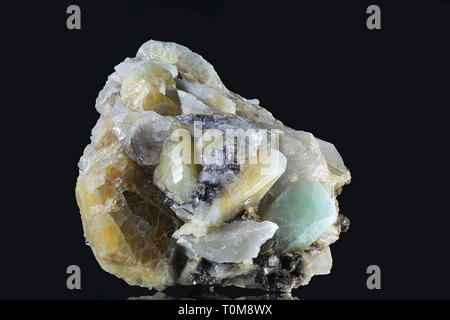 Kristalle von Topaz von viitaniemi Feldspat Steinbruch in Finnland Stockfoto