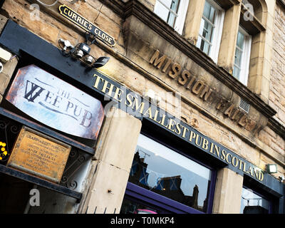 Grassmarket Mission Hall ist jetzt der kleinste Pub in Schottland auf Grassmarket Edinburgh Schottland Stockfoto