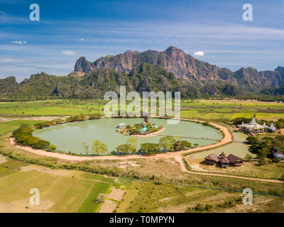 Kyauk Kalap Pagode in Hpa-An, Myanmar (Birma) Stockfoto