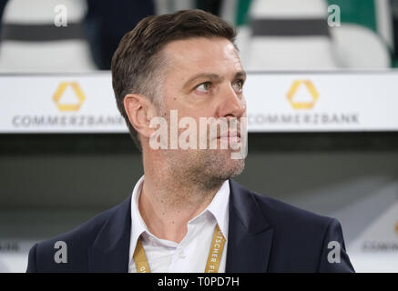 20. März 2019, Niedersachsen, Wolfsburg: Fussball: Länderspiel Deutschland - Serbien in der Volkswagen Arena. Serbiens Trainer Mladen Krstajic. Foto: Peter Steffen/dpa Stockfoto