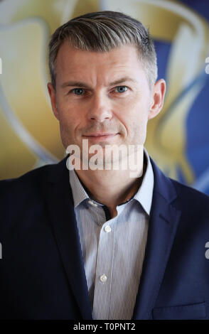 Hamburg, Deutschland. 18 Mär, 2019. Axel vom Schemm, Manager Corporate Communications Aldi Nord, nimmt an einer Pressekonferenz für die Beachvolleyball-WM in Hamburg. Credit: Christian Charisius/dpa/Alamy leben Nachrichten Stockfoto