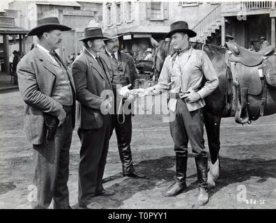 Silver River ist ein 1948 Western Film unter der Regie von Raoul Walsh und Hauptdarsteller Errol Flynn und Ann Sheridan. Der Film basiert auf einem Stephen Longstreet Roman basiert. Quelle: Hollywood Foto Archiv/MediaPunch Stockfoto