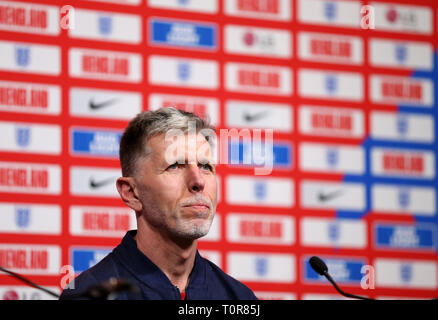 Tschechische Republik manager Jaroslav Silhavy während der Pressekonferenz im Wembley Stadion, London. Stockfoto