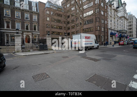 Graue Feder Nachmittag auf Arlington Street, St James's, London im Vereinigten Königreich Stockfoto