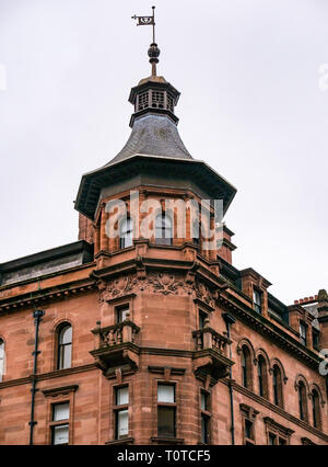 Ecke viktorianischen Kuppel, Baltische Kammern B aufgeführten Gebäude aus rotem Sandstein, Wellington Street, Glasgow, Schottland, Großbritannien Stockfoto