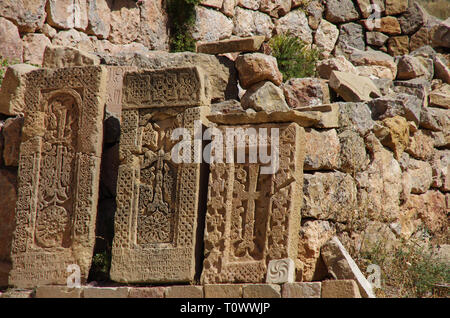 Khachkar (Kreuz Stein), mittelalterliche Noravank Klosteranlage in Amaghu Tal, Armenien Stockfoto