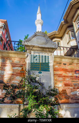 Istanbul, Türkei, 15. Juni 2006: Neyzenbasi Halilcan Brunnen ist ein osmanischer Brunnen in der uskudar Bezirk von Istanbul. Stockfoto