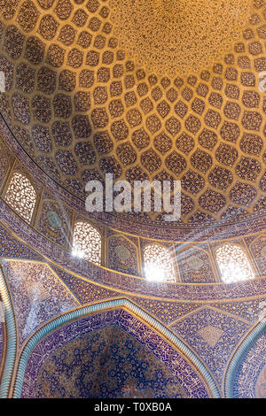 Sheikh Lotfollah-Moschee-Interieur, Isfahan, Iran Stockfoto