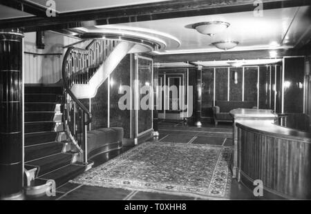 Transport/Verkehr, Navigation, Dampfschiff, Inside, Fahrgastschiff "Admiral Nachimow' des Baltiyskoye Morskoye Parokhodstvo, Lobby, Ende der 50er Jahre, Additional-Rights - Clearance-Info - Not-Available Stockfoto