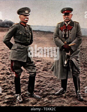 Militär, Deutschland, Armee, Übungen, Herbst Manöver, September 1926, reichspräsident Paul von Hindenburg und Chef der Armee den Befehl Oberst - General Hans von Seeckt als Beobachter, Farbfoto, Zigarette Karte, Serie 'Die Nachkriegszeit', 1935, Generäle, Offiziere, Offizier, Ausbildung, Herbst, Herbst, Soldaten, soldier, Reichswehr, Menschen, Deutschland, Deutsches Reich, Weimarer Republik, 1920, S, 20. Jahrhundert, Armee, Streitkräfte, Übungen, Übung, Herbst Manöver, Herbst Manöver, Leiter, Leiter, Oberst - General, General, Beobachter, Beobachter, farbig,, Additional-Rights - Clearance-Info - Not-Available Stockfoto