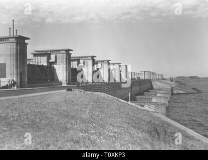 Geographie/Reisen, niederlande, landschaften, IJsselmeer, Schließung Deich, erbaut 1927 - 1932, Schloss, 1930er Jahre, Additional-Rights - Clearance-Info - Not-Available Stockfoto