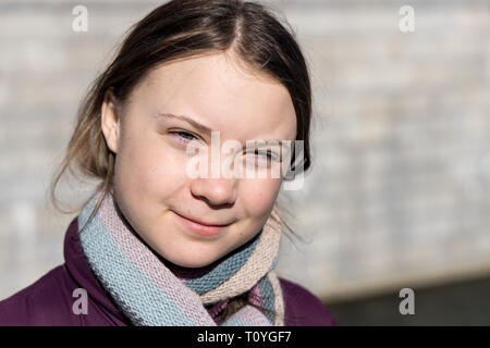 Stockholm, Schweden. 22. März, 2019. Der 16-jährige schwedische Klima Aktivistin Greta Thunberg Demonstration in Stockholm am Freitag. Quelle: Pro Grunditz / alamy Leben Nachrichten Stockfoto