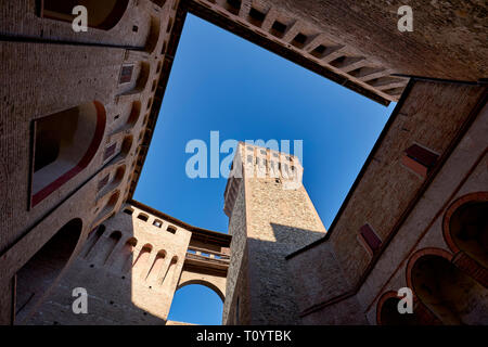 Vignola, Modena, Emilia Romagna, Italien. Die Burg (Rocca), in der Karolingerzeit erbaut, aber von 1178 bekannt; er wurde in eine herrschaftliche Residenz gedreht Stockfoto