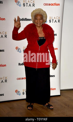 Nichelle Nichols feiern Star Trek bei 50 am BFI Southbank als Teil der BFI BLACK STAR, der in Zusammenarbeit mit CBS Action und Radio Times vorgestellt Stockfoto