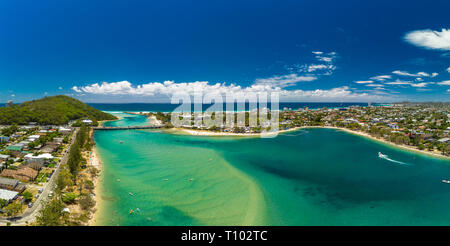 Antenne drone Ansicht von tallebudgera Creek und Strand an der Gold Coast, Queensland, Australien Stockfoto