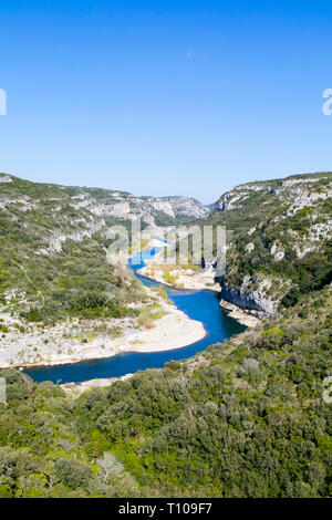 Sanilhac-Sagries (Frankreich): Wanderung in den Schluchten des Gardon. Stockfoto