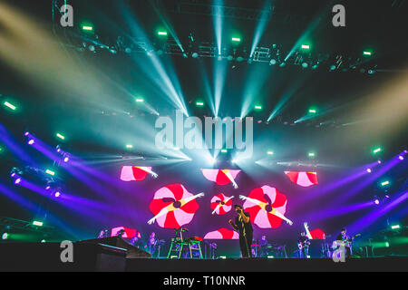 Bologna, Italien. 23 Jan, 2019. Kalkutta, Pseudonym von Edoardo D'Erme, im Konzert an Unipol Arena, Bologna. Italienische Sänger und Songwriter der indie Musik. Credit: Luigi Rizzo/Pacific Press/Alamy leben Nachrichten Stockfoto