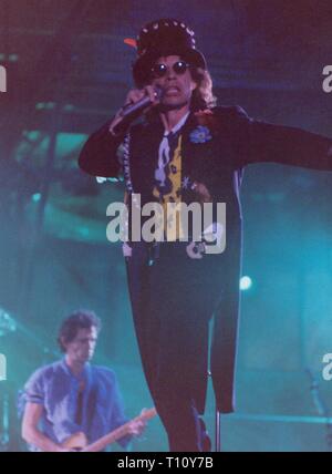 ROLLING STONES IN CONCERT, EAST RUTHERFORD NJ, GIGANTS STADIUM 08-14-1994 MICK JAGGER FOTO VON MICHAEL BRITO Stockfoto