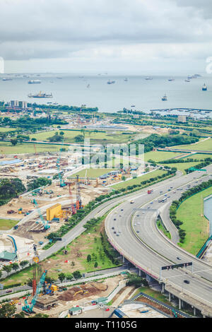 01.Mai 2018 - Straße anzeigen Antenne Landschaft, unentwickelten Planung Region neben der Marina Bay und die Innenstadt von Singapur Stockfoto