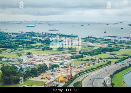 01.Mai 2018 - Straße anzeigen Antenne Landschaft, unentwickelten Planung Region neben der Marina Bay und die Innenstadt von Singapur Stockfoto