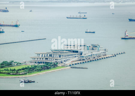 01.Mai 2018 - Straße anzeigen Antenne Landschaft, unentwickelten Planung Region neben der Marina Bay und die Innenstadt von Singapur Stockfoto