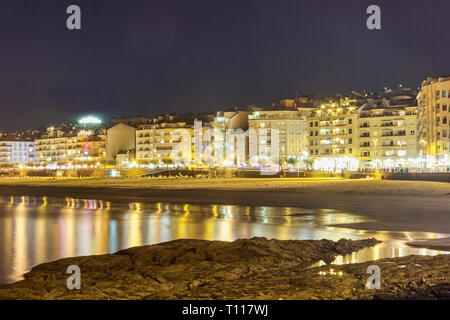 Strand Silgar und Sanxenxo Küste bei Nacht Stockfoto