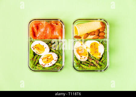 Gesunde, ausgewogene Lunch Box, ketogenic Diät Mittagessen, Home food für Office Konzept. Stockfoto