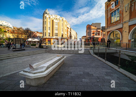 Stadt Plovdiv, Bulgarien - 22. März 2019 - Zentrum der Stadt mit Modell des antiken römischen Stadions vor - Europäische Kulturhauptstadt 2019 Stockfoto